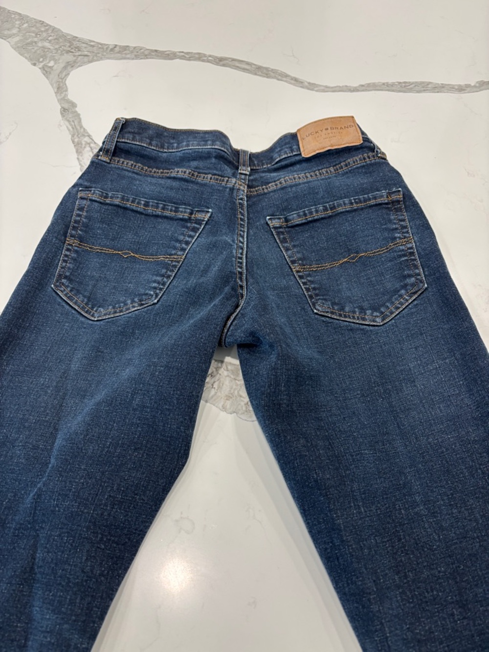 Lucky Brand unisex 410 Slim Jeans - Dark Blue Wash - Picture 4 of 5